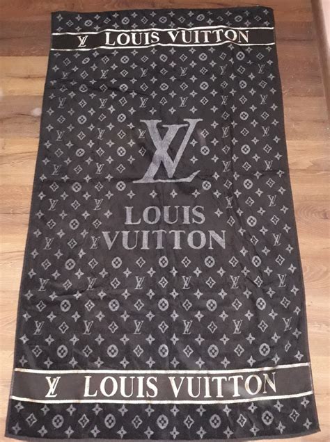 ręcznik louis vuitton|Louis Vuitton clothing.